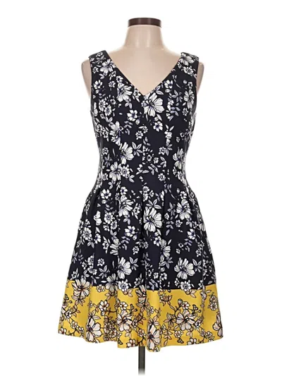 Pre-owned Vince Camuto Casual Dress In Yellow