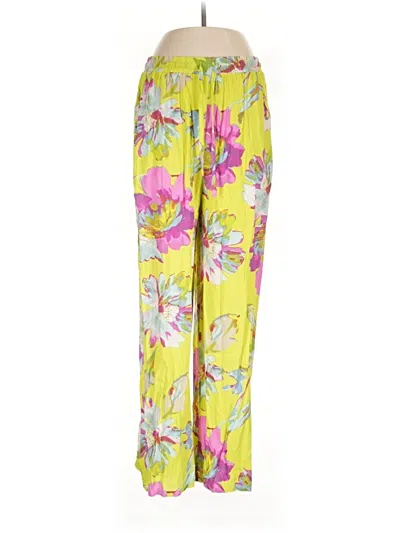 Pre-owned Vince Camuto Casual Pants In Yellow