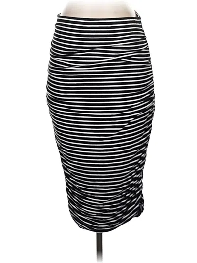 Pre-owned Vince Camuto Casual Skirt In Black