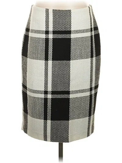 Pre-owned Vince Camuto Casual Skirt In Gray