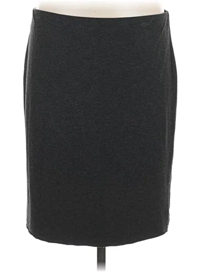Pre-owned Vince Camuto Casual Skirt In Gray