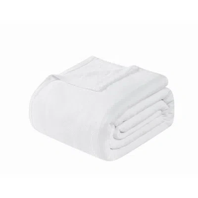 Vince Camuto Classic Cotton Blanket In White