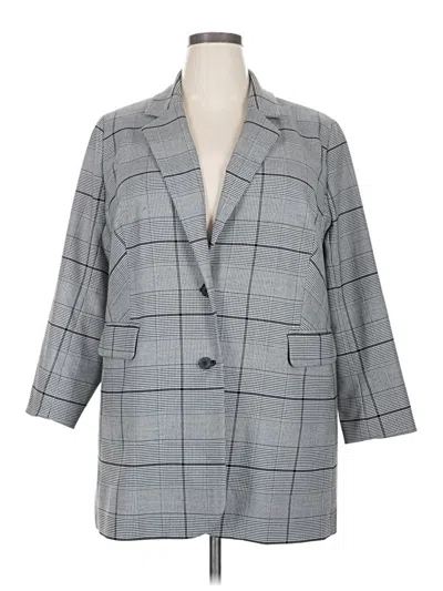 Pre-owned Vince Camuto Coat In Gray