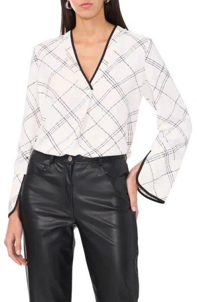 Vince Camuto Contrast Detail Top In New Ivory