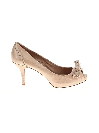 Pre-owned Vince Camuto Heels In Brown