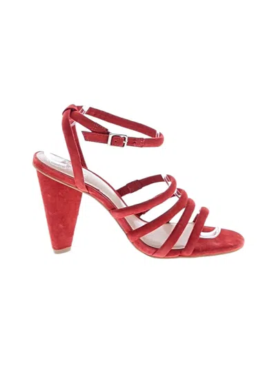 Pre-owned Vince Camuto Heels In Red
