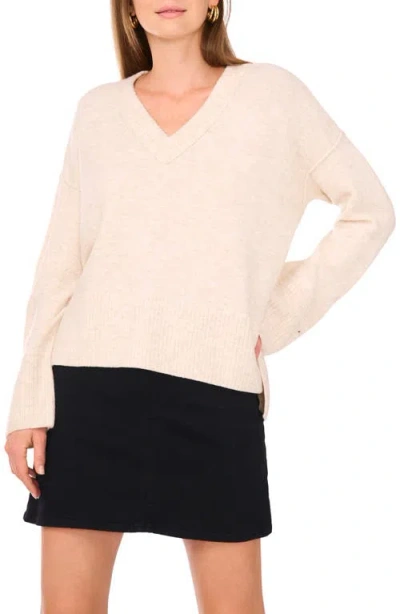 Vince Camuto High-low V-neck Sweater In Neutral
