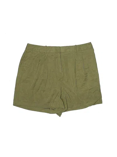 Pre-owned Vince Camuto Khaki Shorts In Green
