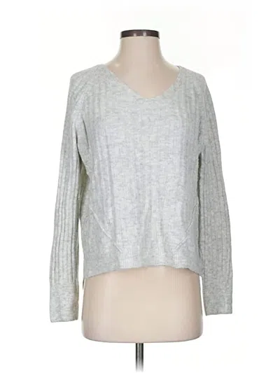 Pre-owned Vince Camuto Long Sleeve T-shirt In Silver