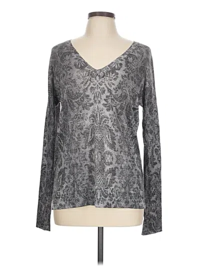 Pre-owned Vince Camuto Long Sleeve T-shirt In Silver