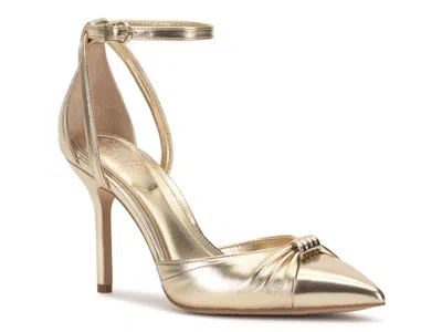 Vince Camuto Mallie Pump In Gold