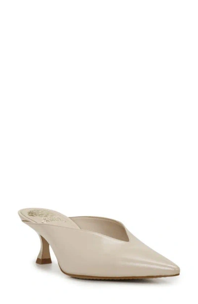 Vince Camuto Meliz Mule In Soft Buff