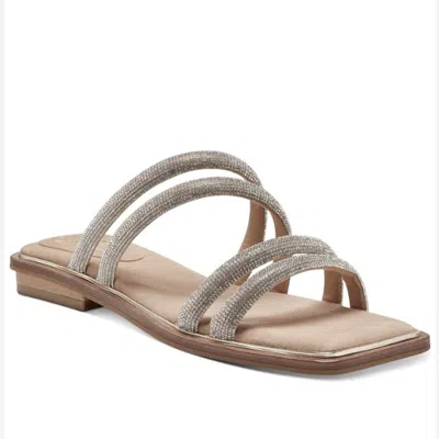 Vince Camuto Peomi In Tortilla In Brown