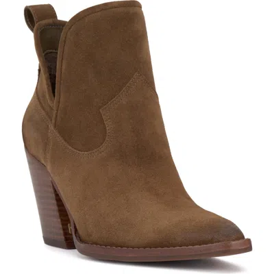 Vince Camuto Phaidra Bootie In Reishi Suede