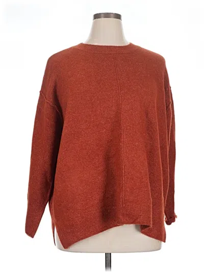 Pre-owned Vince Camuto Pullover Sweater In Red