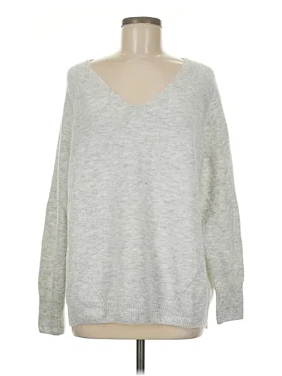 Pre-owned Vince Camuto Pullover Sweater In Silver