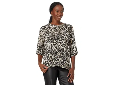 Vince Camuto Raglan Short Sleeve Blouse In Animal Print