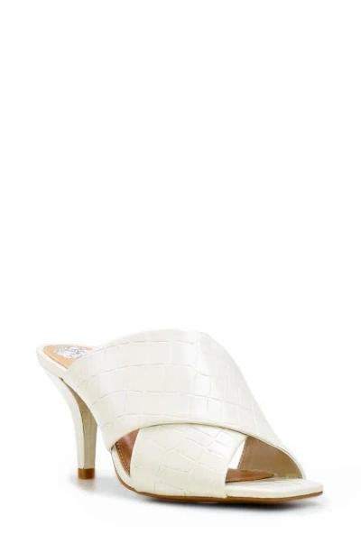 Vince Camuto Rehnya Slide Sandal In Swan 05