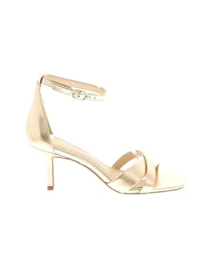 Pre-owned Vince Camuto Sandals In Gold
