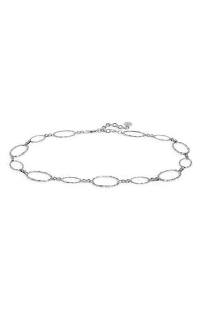 Vince Camuto Scalloped Edge Oval Link Metal Belt In Metallic