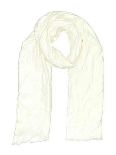 Pre-owned Vince Camuto Scarf In White