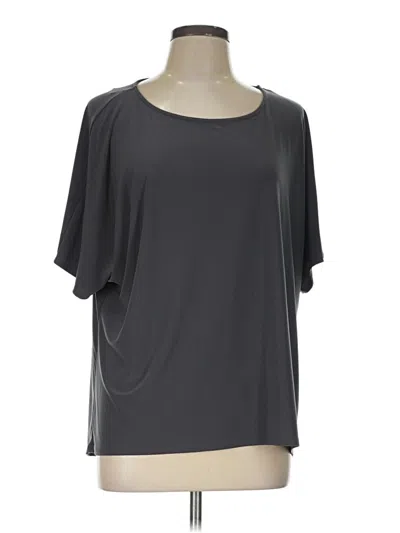 Vince Camuto Short Sleeve Top Gray Scoop Neck Tops In Animal Print
