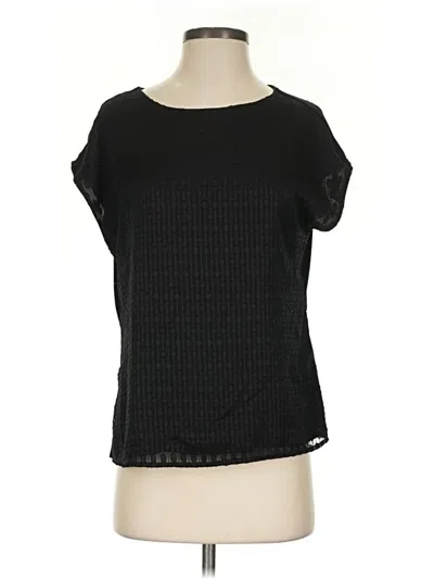 Pre-owned Vince Camuto Short Sleeve T-shirt In Black