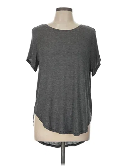 Pre-owned Vince Camuto Short Sleeve T-shirt In Gray