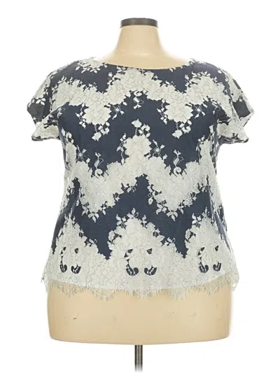 Pre-owned Vince Camuto Short Sleeve T-shirt In Silver