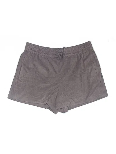 Pre-owned Vince Camuto Shorts In Gray