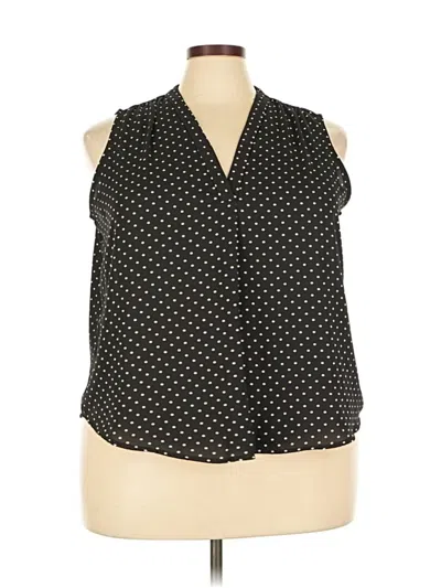 Pre-owned Vince Camuto Sleeveless Blouse In Black