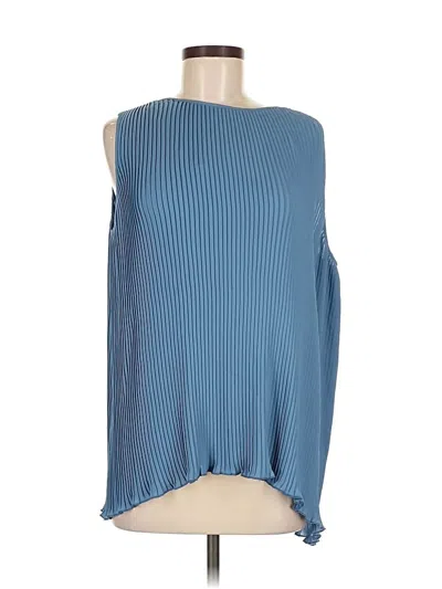 Pre-owned Vince Camuto Sleeveless Blouse In Blue