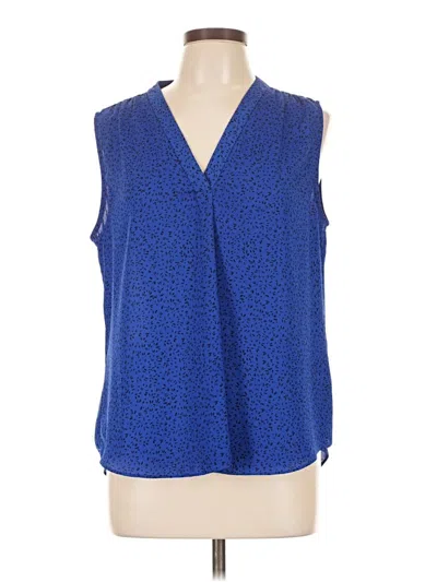 Pre-owned Vince Camuto Sleeveless Blouse In Blue