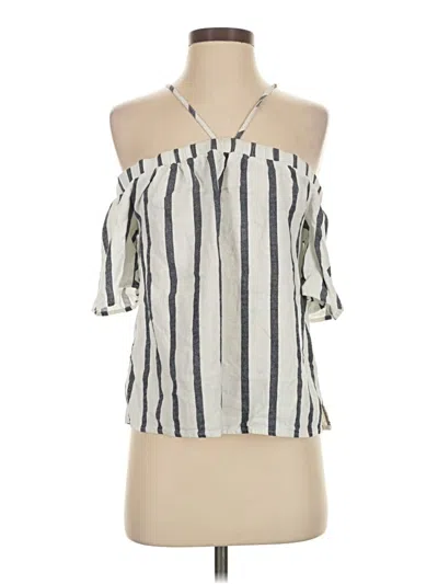 Pre-owned Vince Camuto Sleeveless Blouse In Ivory