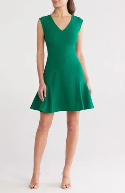 Vince Camuto Sleeveless Crepe Fit & Flare Dress In Green