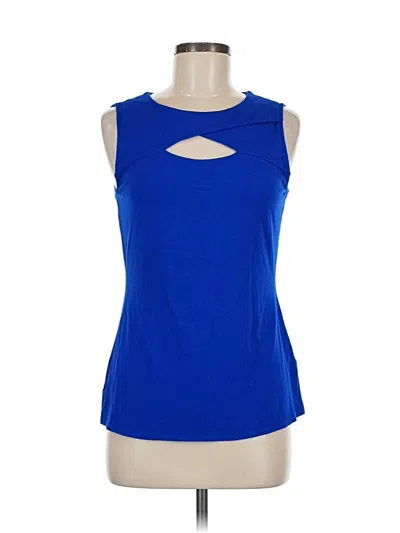 Pre-owned Vince Camuto Sleeveless T-shirt In Blue