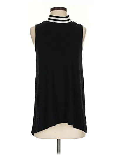 Pre-owned Vince Camuto Sleeveless T-shirt In Black
