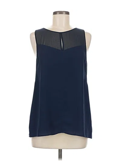 Pre-owned Vince Camuto Sleeveless T-shirt In Blue