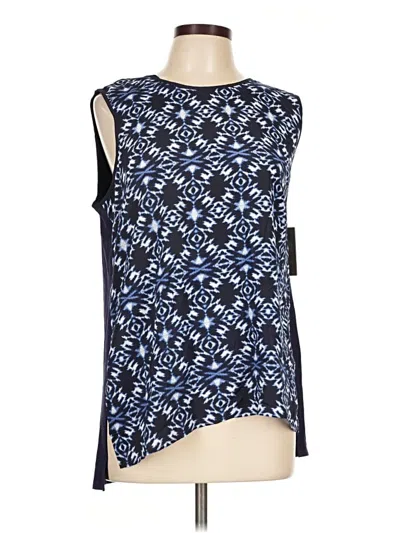 Pre-owned Vince Camuto Sleeveless T-shirt In Blue