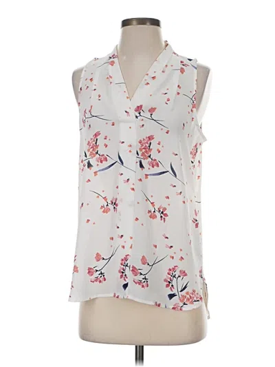 Pre-owned Vince Camuto Sleeveless T-shirt In White