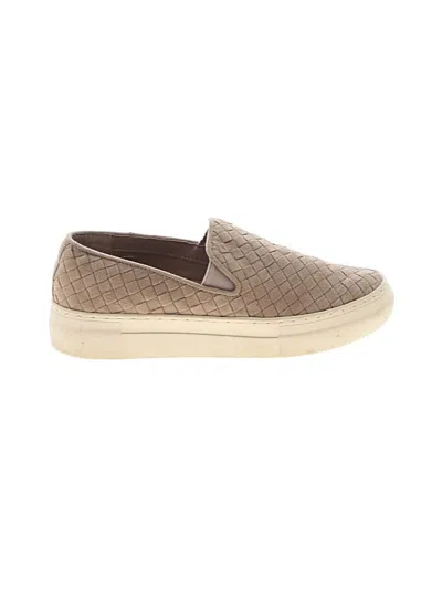 Pre-owned Vince Camuto Sneakers In Tan