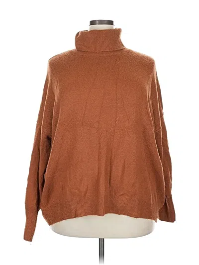 Pre-owned Vince Camuto Turtleneck Sweater In Brown