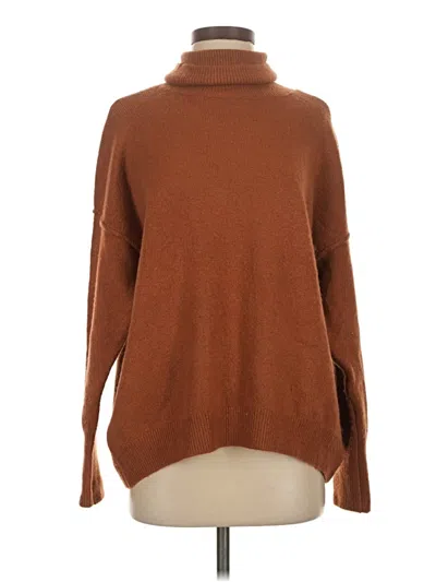 Pre-owned Vince Camuto Turtleneck Sweater In Brown