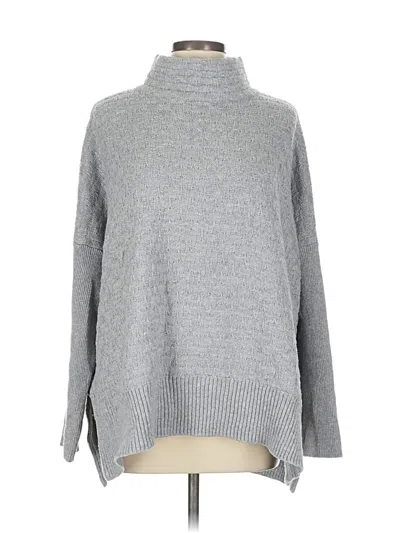 Pre-owned Vince Camuto Turtleneck Sweater In Gray