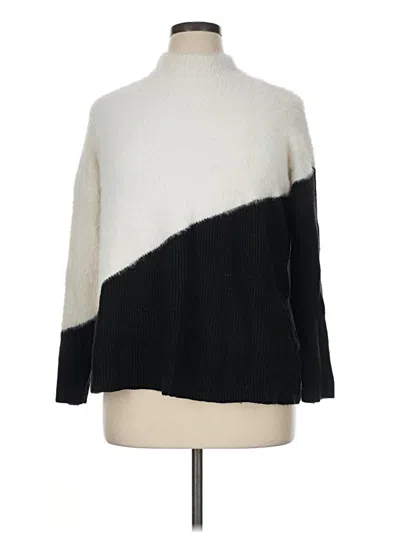 Pre-owned Vince Camuto Turtleneck Sweater In Ivory