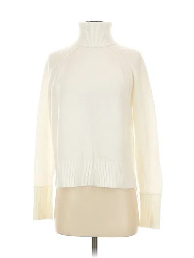 Pre-owned Vince Camuto Turtleneck Sweater In White