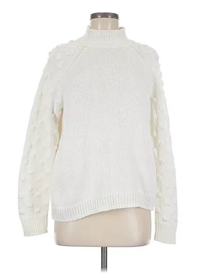 Pre-owned Vince Camuto Turtleneck Sweater In White