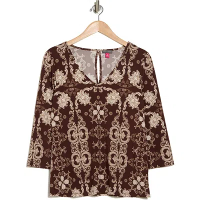 Vince Camuto V-neck Three Quarter Sleeve Top In Chocolate