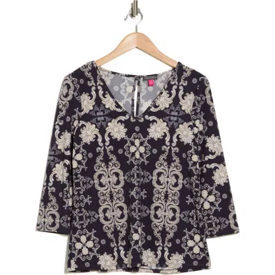 Vince Camuto V-neck Three Quarter Sleeve Top In Classic Navy