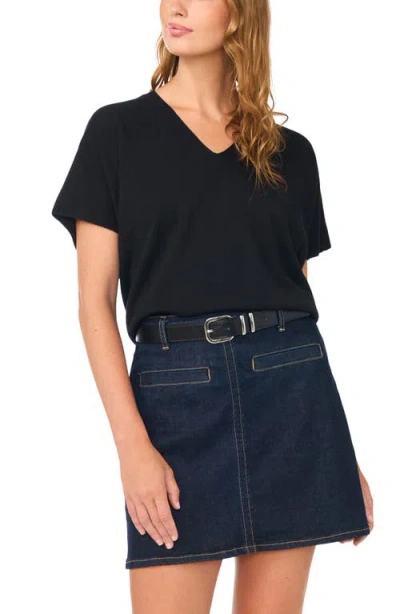 Vince Camuto V-neck Short Sleeve Boxy Sweater In Black